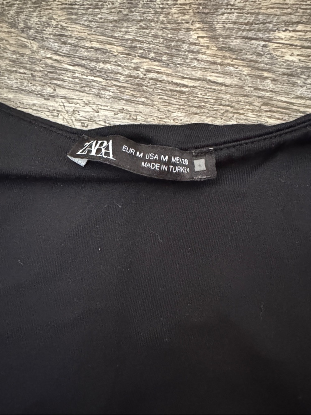 Zara Black Scoop Neck Tank Top - Picture 2 of 2